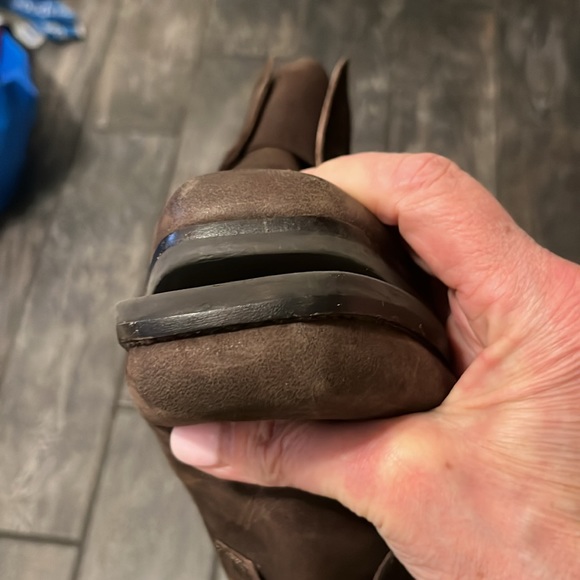 Eileen Fisher  Soul Bootie Brown Nubuck Leather Pull On Ankle Boots - Picture 4 of 4